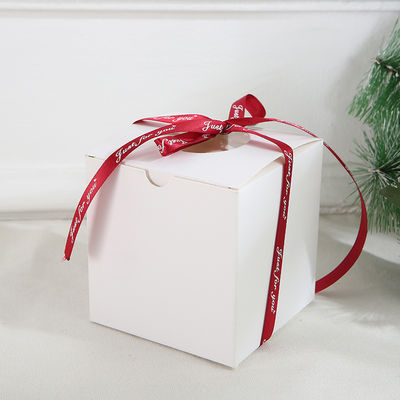 Buen precio Caja de muffins transparente Caja de embalaje cuadrada Caja de postres Mousse Caja de pasteles en línea