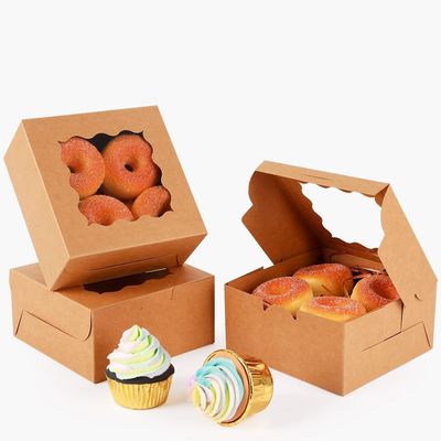 Dobra cena. Kwadratowe pudełko na ciasto z papieru Kraft z pustym oknem w Internecie