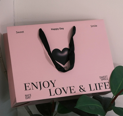 Good price Custom Pink Paper Tote Bags for Fashion Brands online