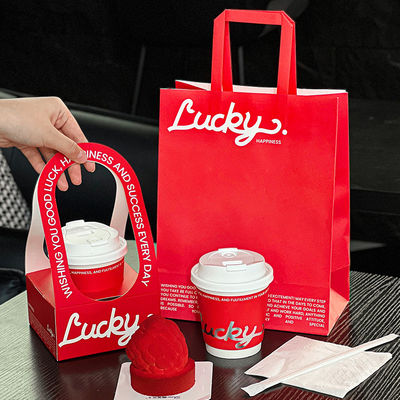 Buen precio Portavasos de café personalizados con impresión para llevar, portabebidas desechables a granel para bebidas frías y calientes en línea