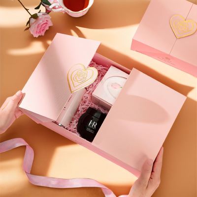 Good price Pink Gift Boxes Festival Ideal For Gifting To Girls High End Red Wedding Favor Boxes online