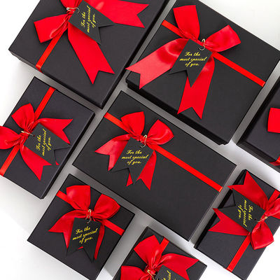 comprar Caixa de presente preta com tampa para embalagem de presente Caixa de presente de aniversário de Dia dos Namorados Fabricação em linha