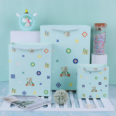 comprar Bolso de regalo de osito de peluche Conjunto de estilo cumpleaños de San Valentín embalaje mango de cuerda Fabricación en línea