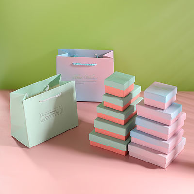 Goede prijs Sieradendoos Set Holografische Valentijnsverpakking Sponsgevoerde Ringdoos Bijpassende Cadeautassen Met Touwhandvatten online