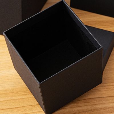 Harga yang bagus Black Square Lid Large Packaging Box Manufacturers Spot Wholesale Jewelry Gift Box on line