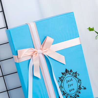 Guter Preis Rectangular Blue Gift Box With Top And Bottom Lid And Bow Perfect For Gift Wrapping Online