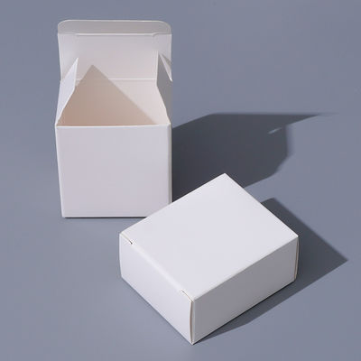 خرید Small White Box Rectangular Socket Box Packaging Box White Cardboard Box White Paper Box Wholesale تولید آنلاین