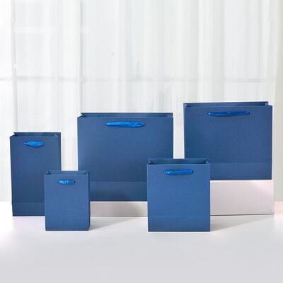 سعر جيد Simple Bow-shaped Gift Bag Packaging Box Cosmetic Gift Wrapping Bag Tote Gift Paper Bag الانترنت