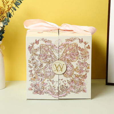 Beli Kotak Hadiah Multi Lapis dengan Pita Koleksi Kotak Lipat Premium Pola Bunga Lavender Elegan Permukaan Laminasi Kompartemen yang Dapat Disesuaikan untuk Pemberian Hadiah Kelas Atas pembuatan online