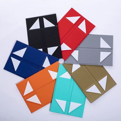 Bom preço Logotipo personalizado Caixa de presente dobrável Armazenamento Calçado de papel Roupas Caixa de embalagem on-line
