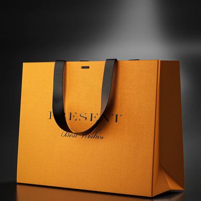 سعر جيد أكياس ورقية مصنعة مع شعار مطبوع أكياس ورقية مع مقبضات كيس التسوق الانترنت