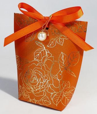Aangepaste Creatieve High-end Bruiloft Snoep Papieren Verpakking Doos Parel Hot Stamping Champagne Kleur Souvenir Geschenkdoos