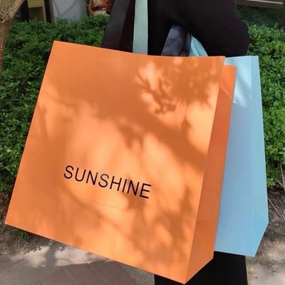 Good price Customized Paper Luxury Beauty Salon Cosmetic Bags Gifts Souvenirs Small Gifts Bags online