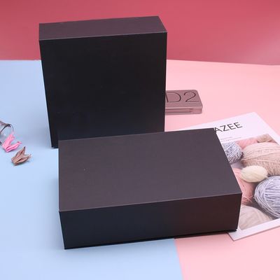 Flach verpackte, faltbare Geschenkbox mit EVA-Einlage für Uhren, Hautpflege oder handgefertigte Artikel