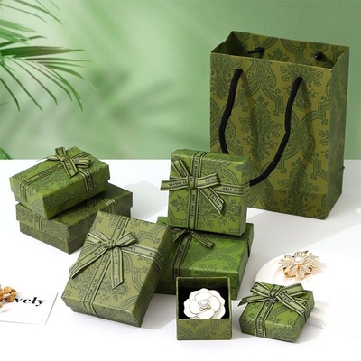 Bom preço Caixa de presente de jóias florais verdes vintage com tampa de céu-terra on-line