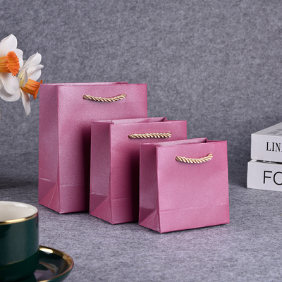 Good price Custom Pearlescent Kraft Paper Gift Bag 18x7x15cm online