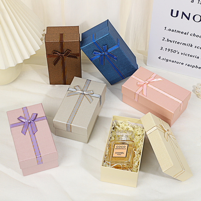Guter Preis Elegante Geschenkboxen Set Lange rechteckige Satinbogen Verpackung Hochzeitsverlobung Gefälligkeiten Luxusparfümboxen Online