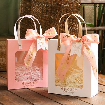 Bom preço Sacola de Presente Janela Preciosa Premium Branco Dourado Apresentação Quadrada Janela Transparente Alças Reforçadas on-line