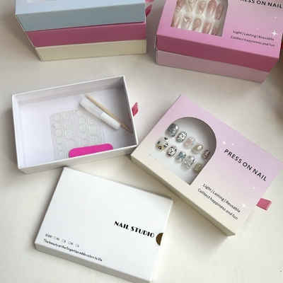 Buon prezzo Scatola regalo per unghie trasparenti personalizzata di alta gamma con stampa per unghie finte in linea