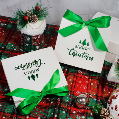 Good price Christmas Gift Boxes With Green Ribbon Party Favors New Year Candy Containers online