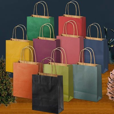 İyi bir fiyat. Solid Color Kraft Paper Tote Bag Baking Takeaway Packaging Bag Customized Logo Clothing Packaging Paper Bag çevrimiçi