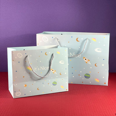 Harga yang bagus Cartoon Gift Bag Packaging Bag Graduation Gift Bag Portable Clothing Store Portable Packaging Bag on line