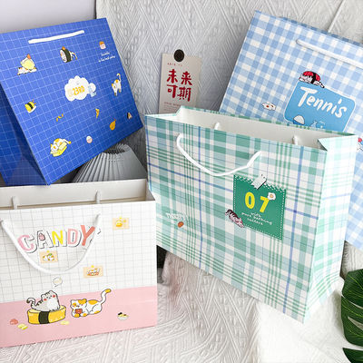 Goede prijs Cartoon Kat Illustratie Cadeau Zak Item Opslag Verpakking Papieren Zak Cadeau Draagbare Tote Verpakking Zak online