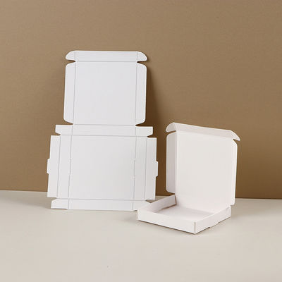 Harga yang bagus Folding Packaging Box Jewelry Packaging Box Spot Wholesale Custom Packaging Box on line