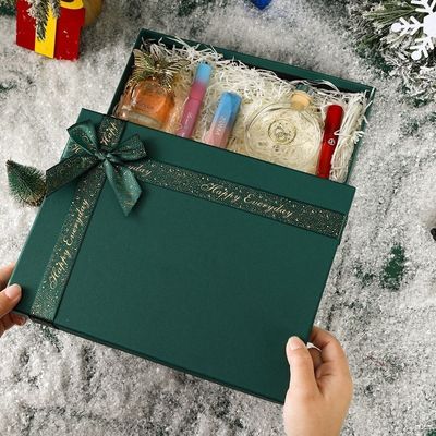 Christmas Gift Box Present Box For Pajamas Scarves Ideal For Christmas Eve Gifts
