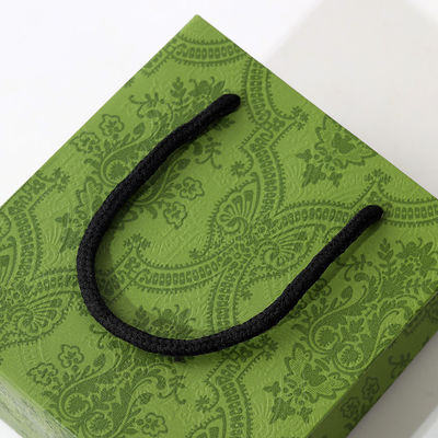 Good price Manufacturers Wholesale Jewelry Box Packaging Bags Cosmetics Paper Handbags Packaging Gift Bags online