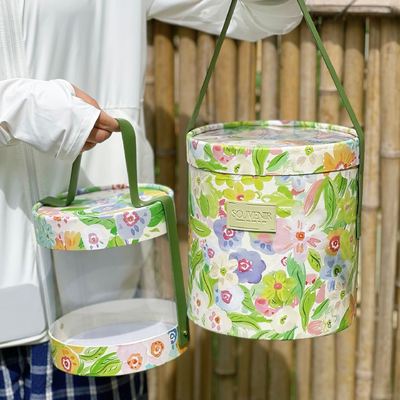 Bom preço Floral Cylinder Gift Box Set Elegant Wedding Favor Buckets Green Handle Party Favors on-line